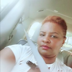 Meet your Posher, Carmalita